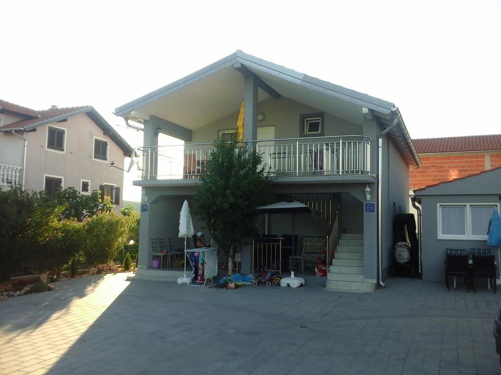 Haus Hanna Vodice Extérieur photo